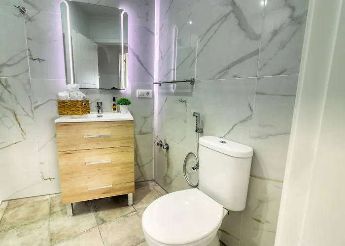 別荘 Big Terraced House, 100m To The Beach, With Bbq And Sea View *